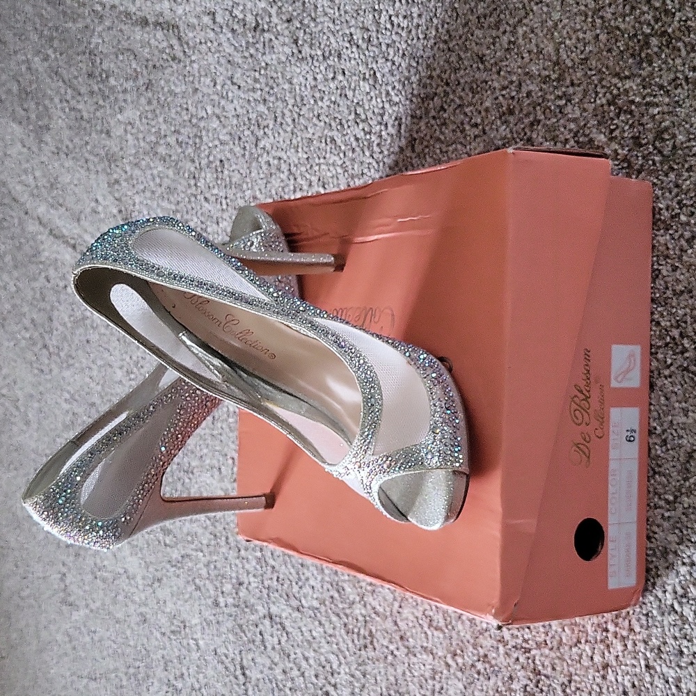 Formal heels